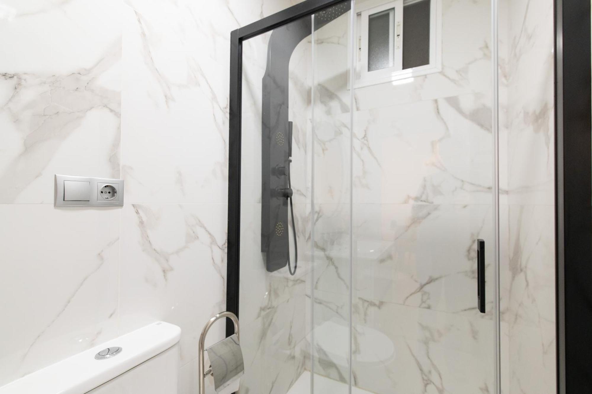 סביליה Apartamento Triana Habitame Inmobiliaria מראה חיצוני תמונה