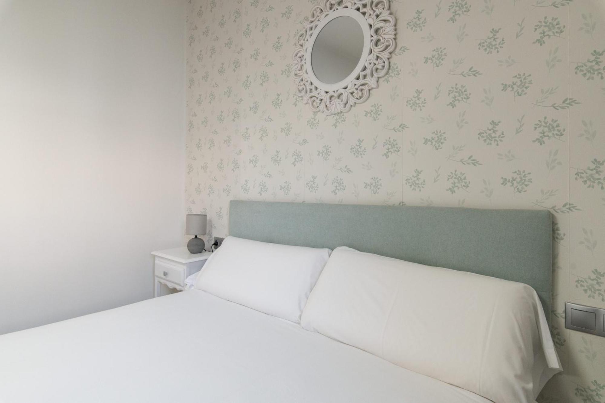 סביליה Apartamento Triana Habitame Inmobiliaria מראה חיצוני תמונה