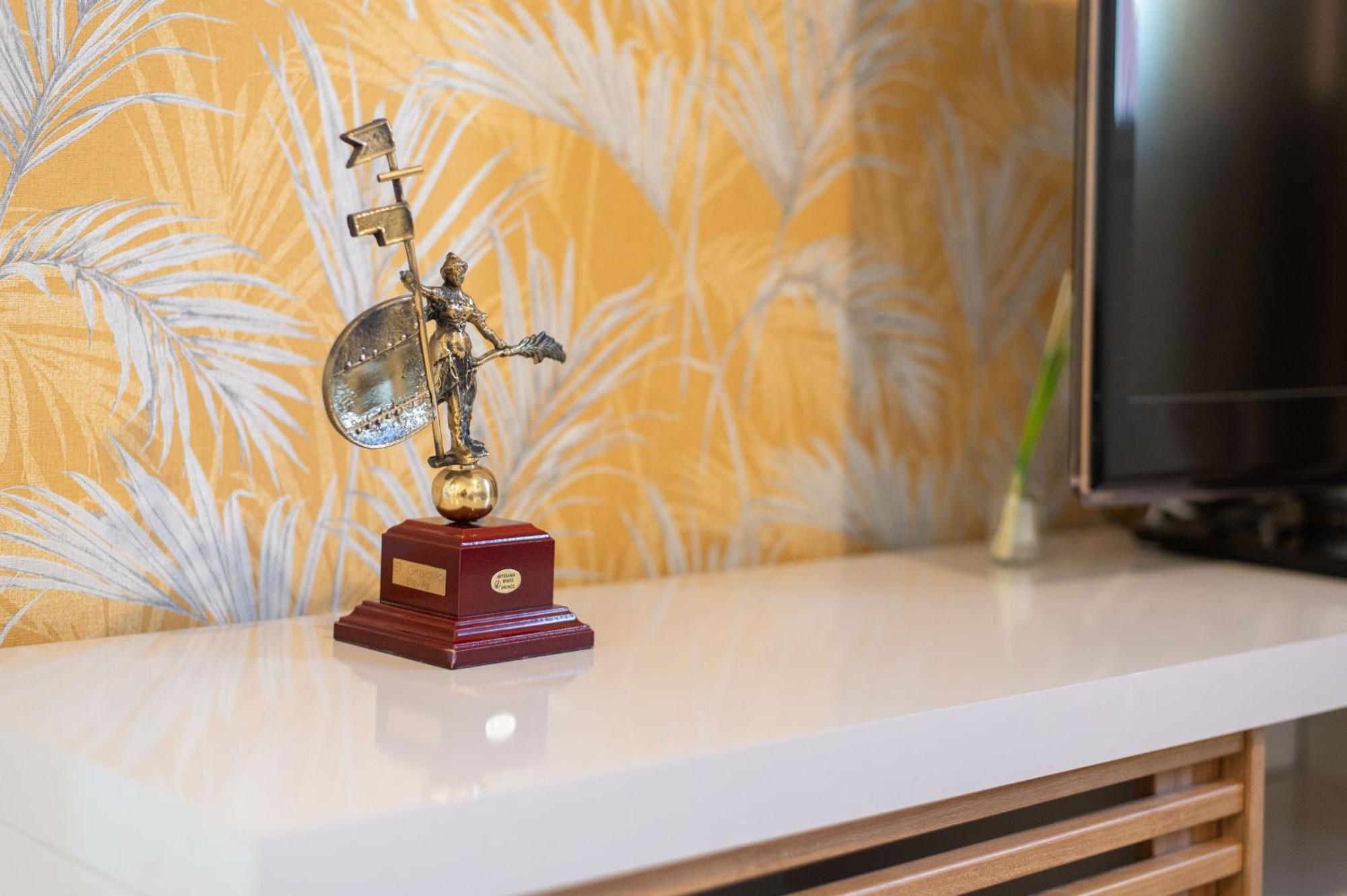 סביליה Apartamento Triana Habitame Inmobiliaria מראה חיצוני תמונה